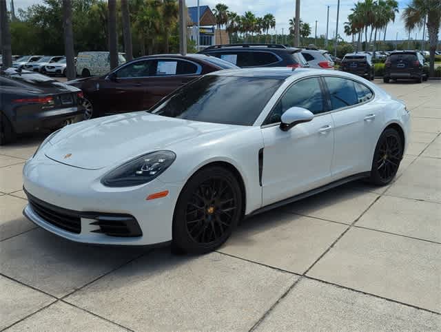 Thumbnail: 2020 Porsche Panamera - 4