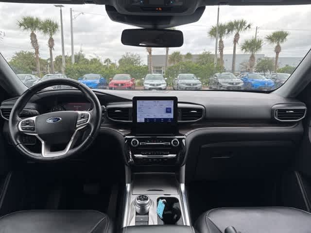 Thumbnail: 2022 Ford Explorer - 14