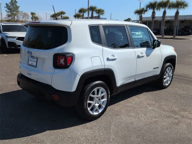 Thumbnail: 2023 Jeep Renegade - 8