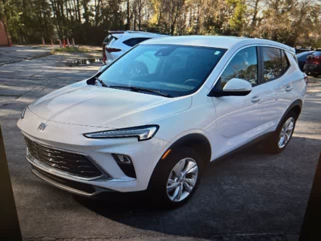 Used 2024 Buick Encore GX Preferred SUV