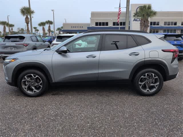 Thumbnail: 2024 Chevrolet Trax - 5