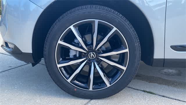 Thumbnail: 2025 Acura RDX - 9