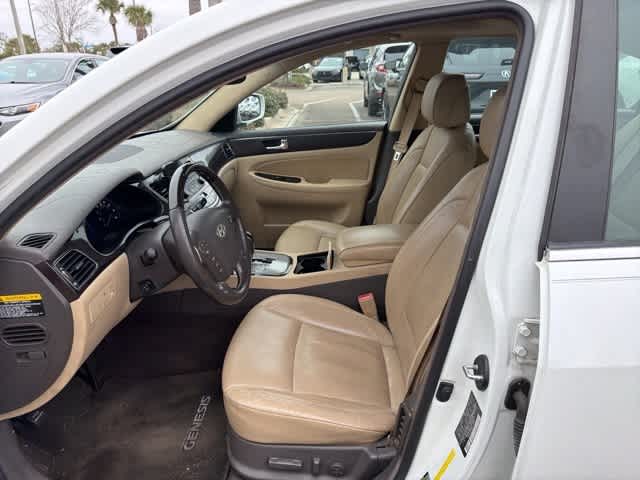 Thumbnail: 2009 Hyundai Genesis - 11