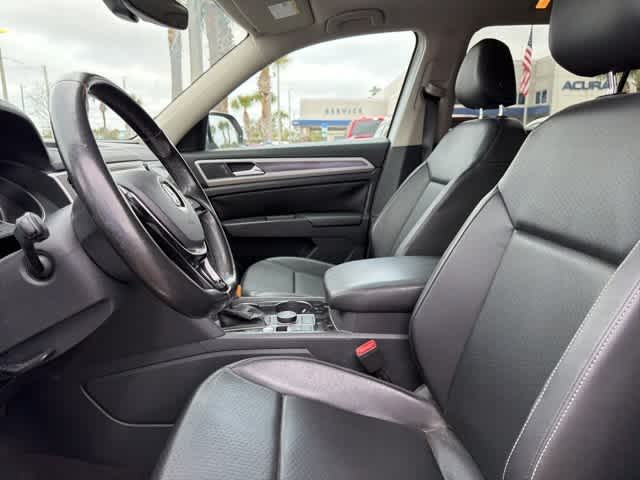 Thumbnail: 2018 Volkswagen Atlas - 12