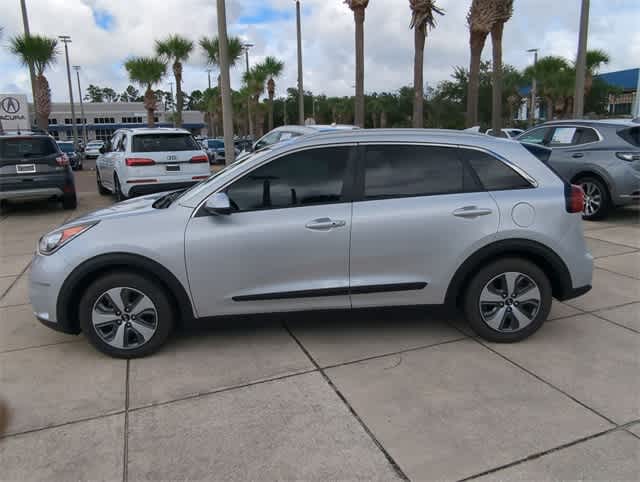 Thumbnail: 2018 Kia Niro - 5