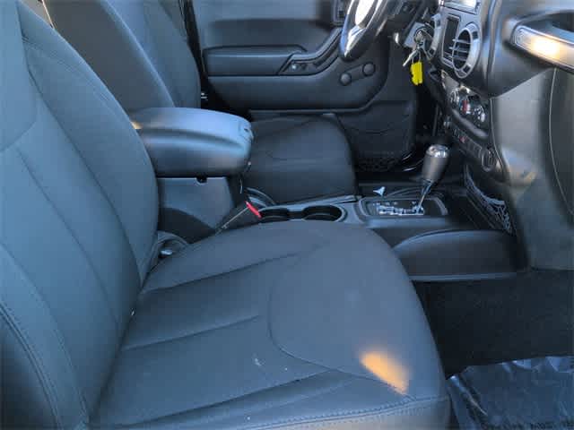 Thumbnail: 2015 Jeep Wrangler - 20