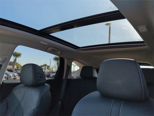 Thumbnail: 2026 Acura RDX - 20