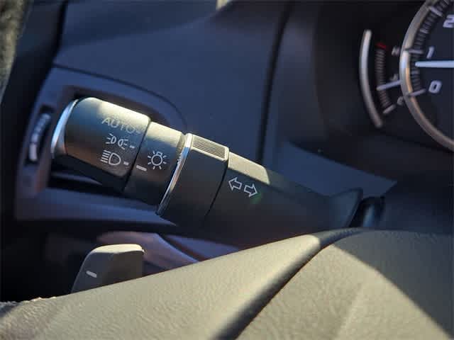 Thumbnail: 2016 Acura MDX - 25