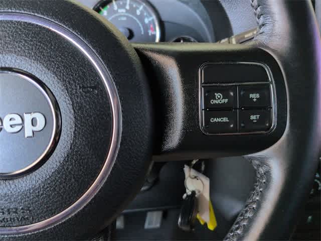 Thumbnail: 2017 Jeep Wrangler - 25