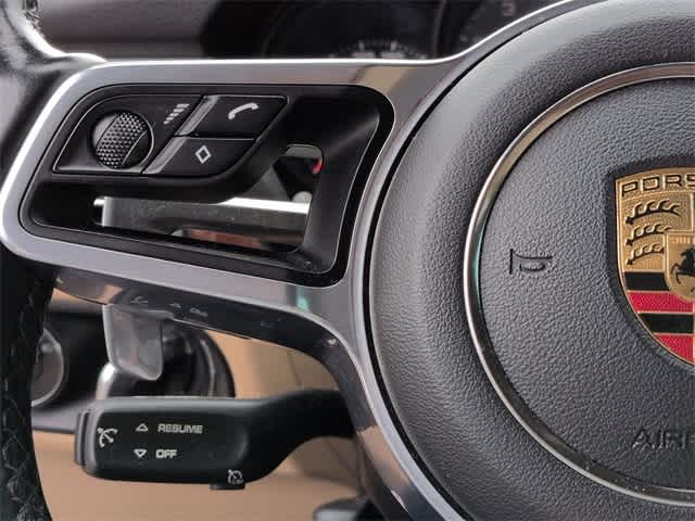 Thumbnail: 2021 Porsche Macan - 25