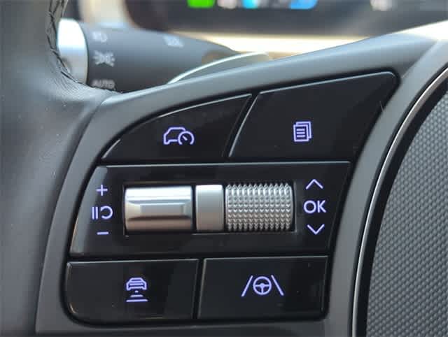 Thumbnail: 2023 Hyundai Ioniq 6 - 24