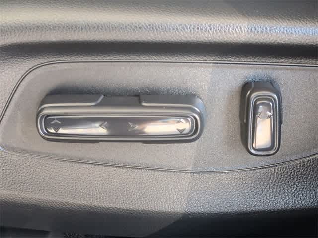 Thumbnail: 2025 Acura ADX - 18