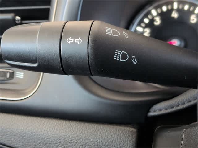 Thumbnail: 2023 Jeep Renegade - 27