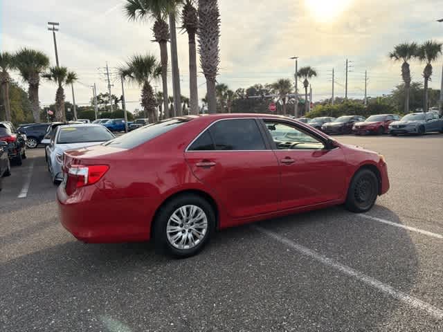 Thumbnail: 2014 Toyota Camry - 8