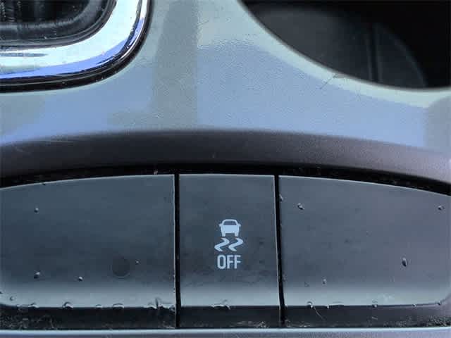 Thumbnail: 2017 Chevrolet Cruze - 37