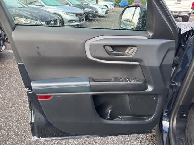 Thumbnail: 2022 Ford Bronco Sport - 17