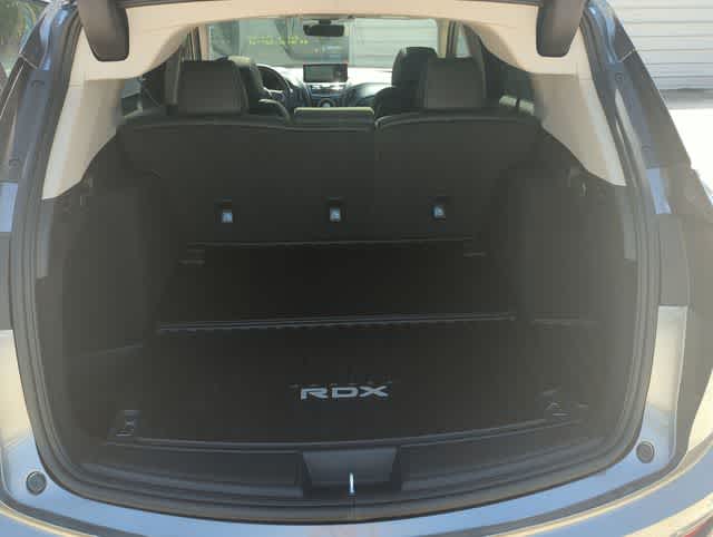 Thumbnail: 2025 Acura RDX - 36