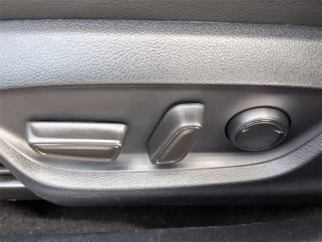 Thumbnail: 2024 Toyota Camry - 18