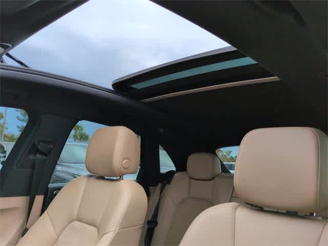 Thumbnail: 2021 Porsche Macan - 19