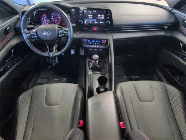 Thumbnail: 2022 Hyundai Elantra - 16