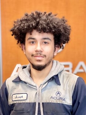 Staff member Joseph Wise from ID_5c4a32127f31