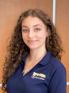 Staff member Madilynn Pitts from ID_9b349cd8f649
