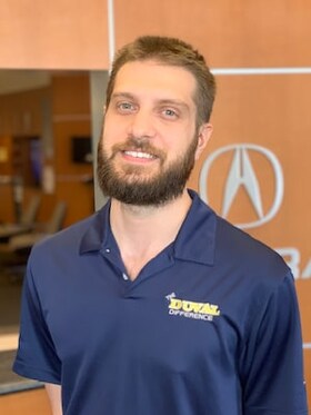 Staff member Steven Kovacs from ID_5c4a32127f31
