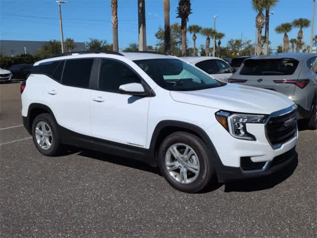 Used 2022 GMC Terrain SLE SUV