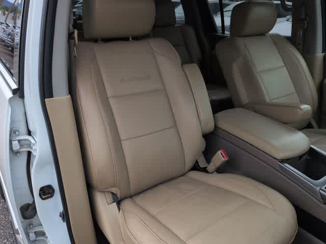 Thumbnail: 2015 Nissan Armada - 21