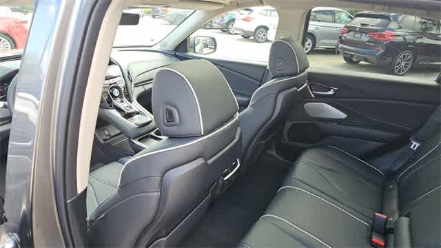 Thumbnail: 2025 Acura RDX - 13