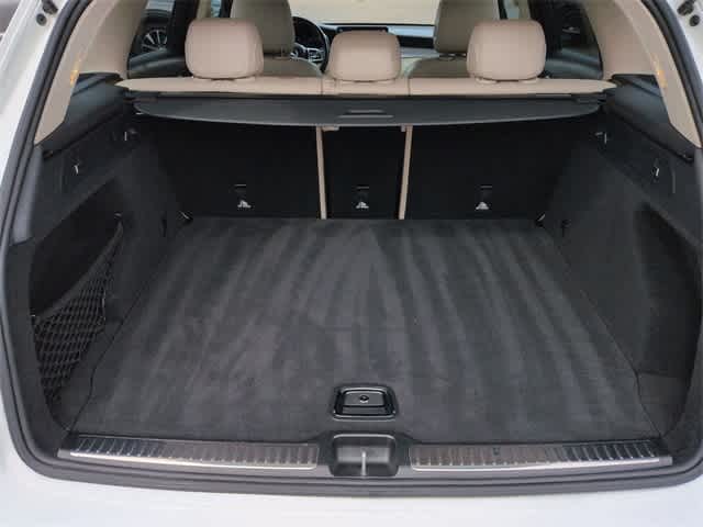 Thumbnail: 2022 Mercedes-Benz GLC - 34