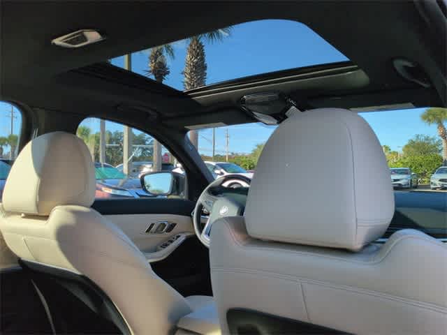 Thumbnail: 2023 BMW 3 Series - 23