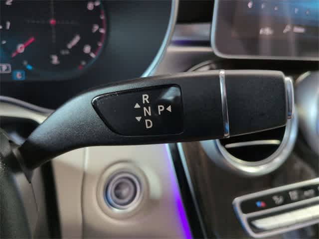 Thumbnail: 2022 Mercedes-Benz GLC - 32