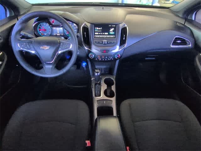 Thumbnail: 2017 Chevrolet Cruze - 16