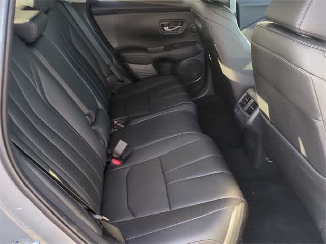 Thumbnail: 2025 Acura ADX - 22