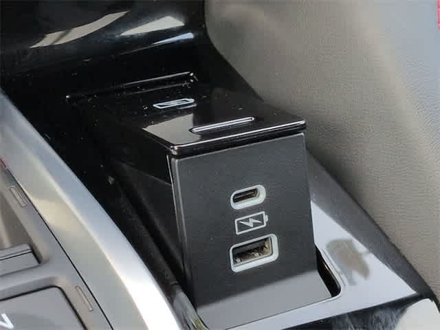 Thumbnail: 2025 Acura MDX - 34