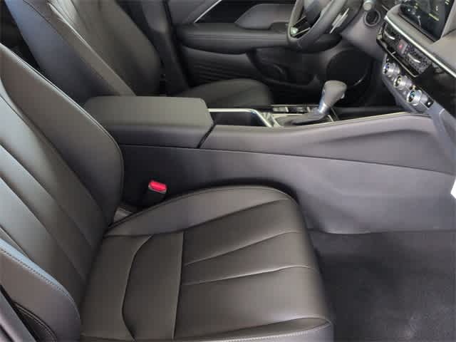 Thumbnail: 2025 Acura ADX - 24