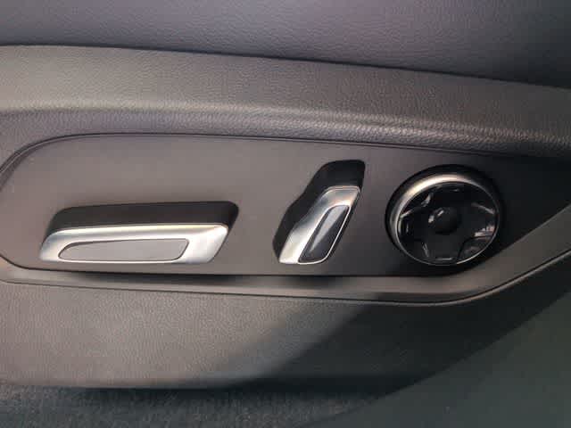 Thumbnail: 2026 Acura RDX - 18