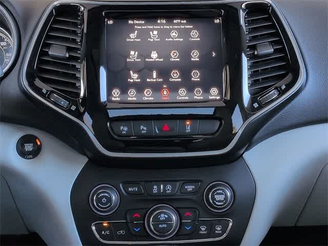 Thumbnail: 2019 Jeep Cherokee - 30