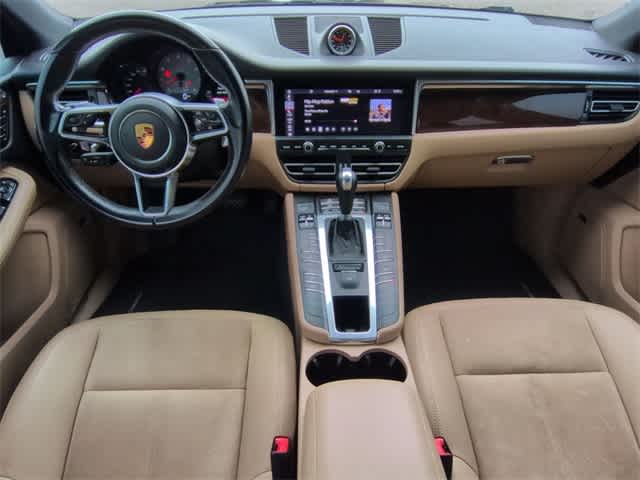 Thumbnail: 2021 Porsche Macan - 15