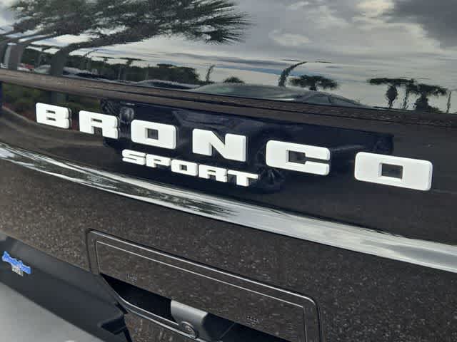 Thumbnail: 2022 Ford Bronco Sport - 13