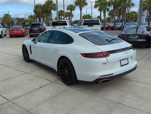 Thumbnail: 2020 Porsche Panamera - 6