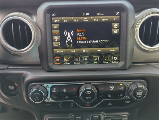 Thumbnail: 2022 Jeep Wrangler - 28