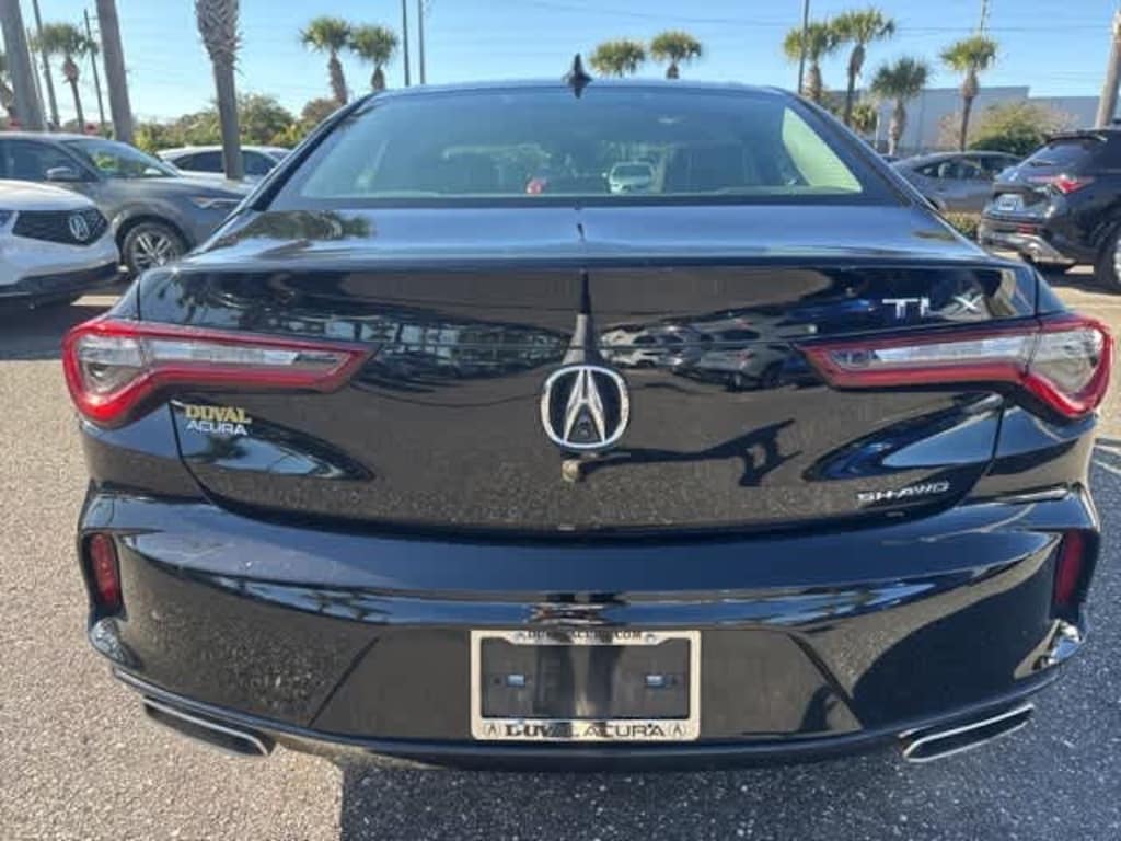 Used 2023 Acura TLX w/Advance Package Sedan