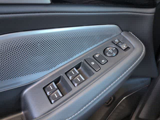 Thumbnail: 2026 Acura MDX - 42