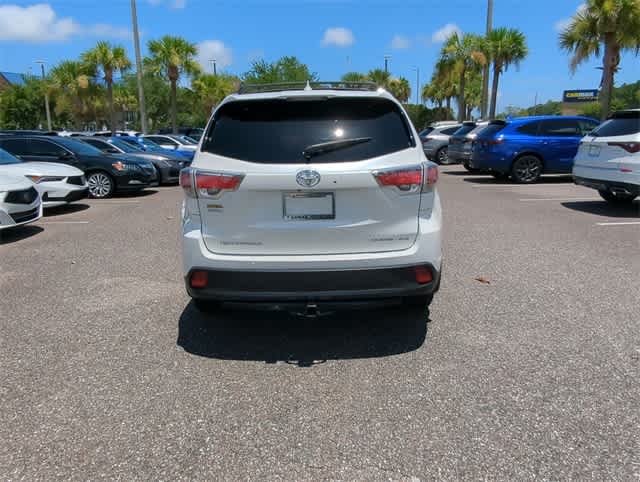 Thumbnail: 2016 Toyota Highlander - 7