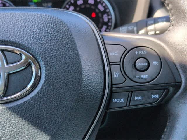 Thumbnail: 2022 Toyota RAV4 - 27