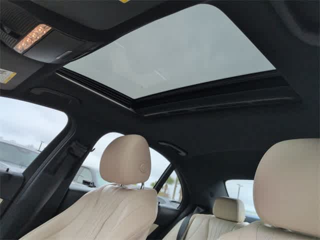 Thumbnail: 2019 Mercedes-Benz E-Class - 20