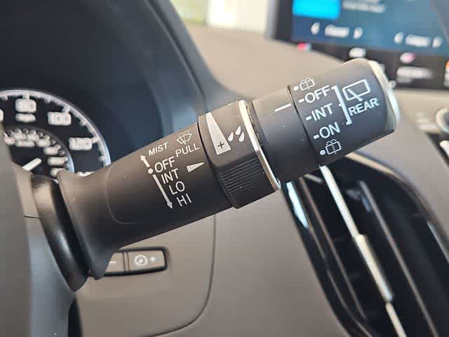 Thumbnail: 2023 Acura RDX - 28