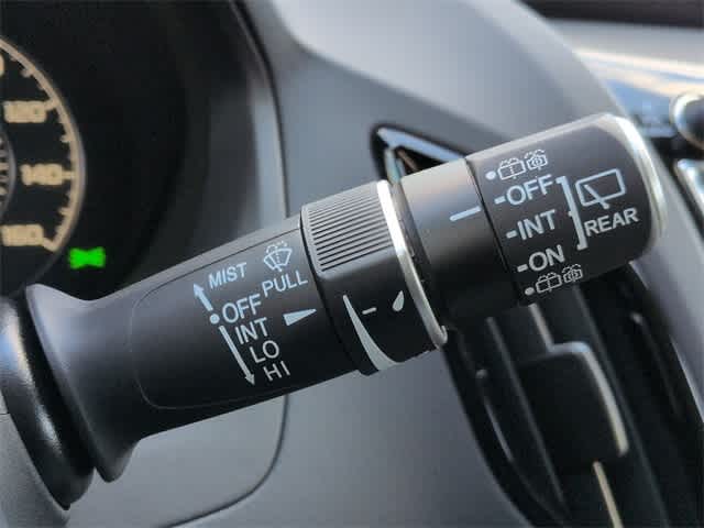 Thumbnail: 2025 Acura RDX - 28